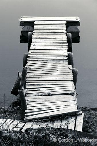 Frosty Wonky Dock_30742-3.jpg - Photographed along the Rideau Canal Waterway at Rideau Ferry, Ontario, Canada.